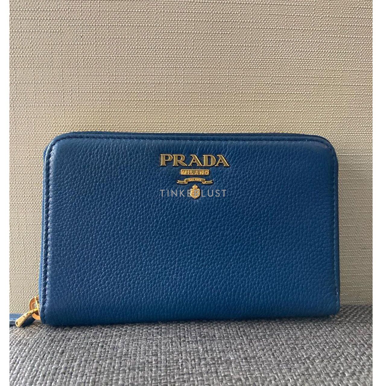 Prada portafoglio lampo wallet deals
